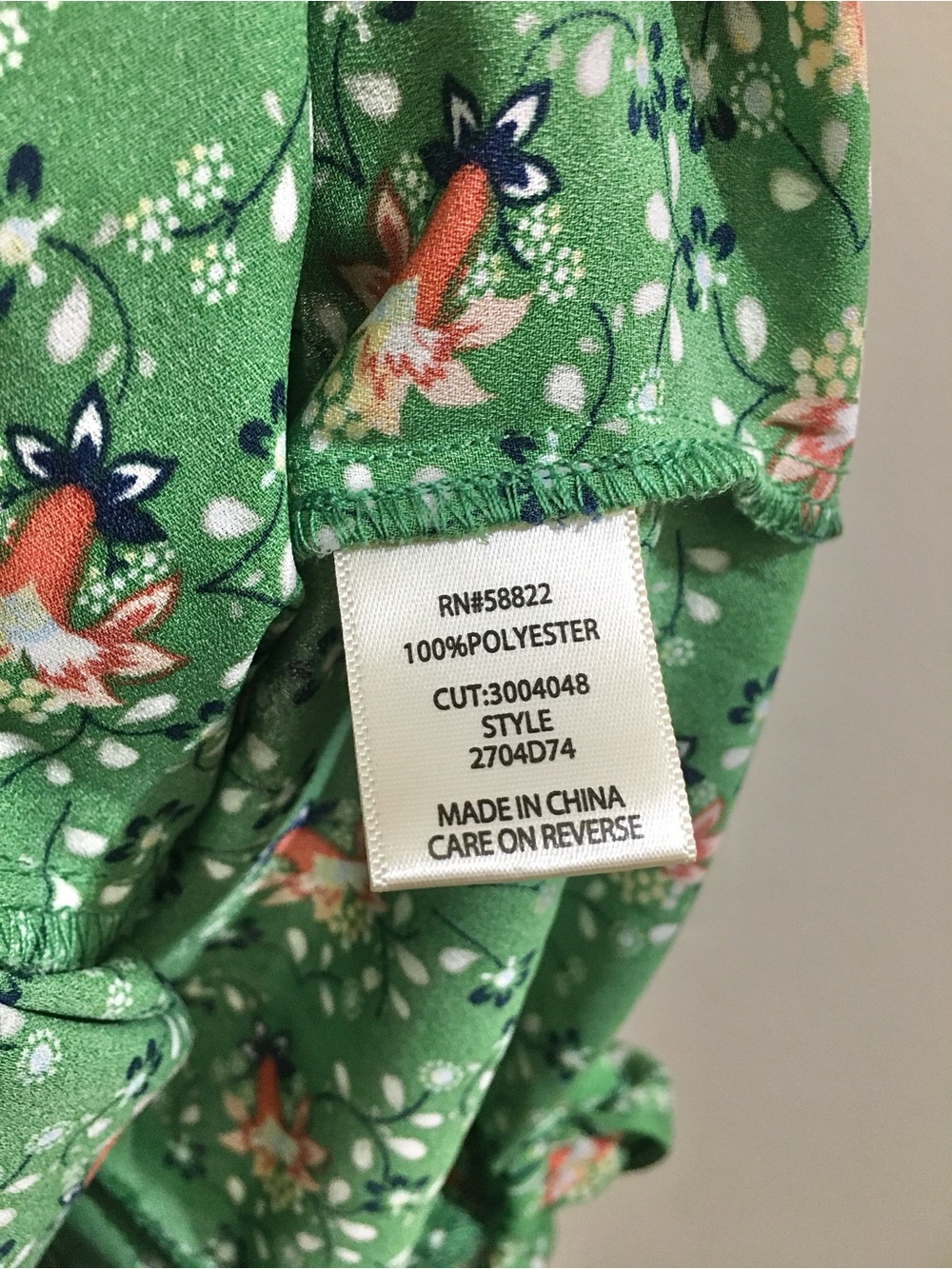 Green Floral Off-Shoulder Ruffle Top - Picture 5 of 6